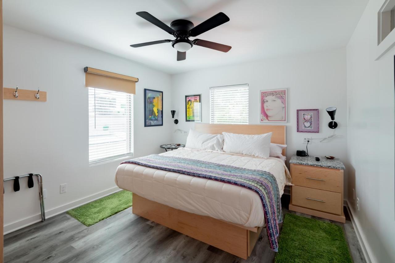 Folly Vacation Perfect Purple Palace Apt A Folly Beach Εξωτερικό φωτογραφία